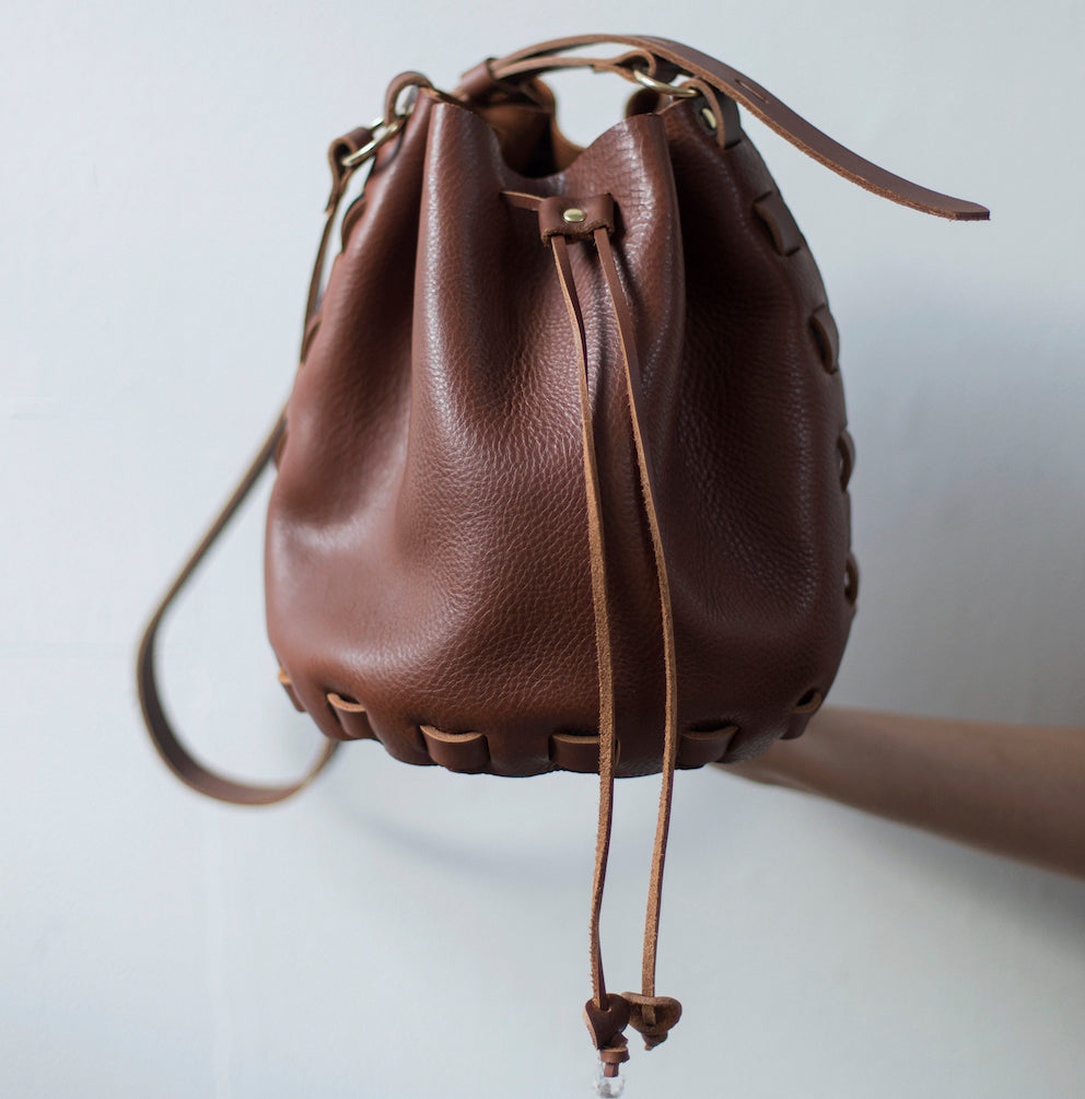 Naito Bucket Bag Leather + Hardware Kit - Chestnut Leather – gather here  online