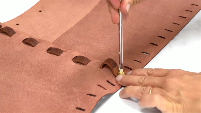DEMO - how to fix a screw in Chicago screw
