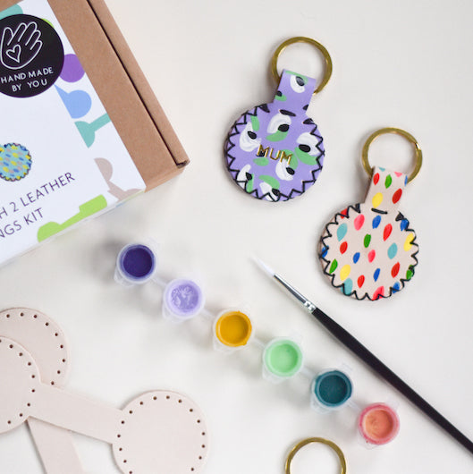 Paint + Stitch 2 Keyrings Kit